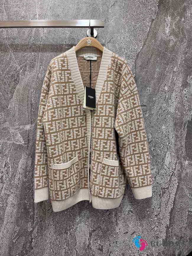 Fendi logo cardigan 2 colors  - 1