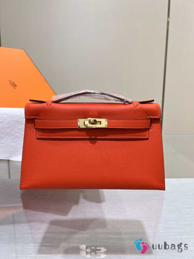 Hermes Kelly Pochette Bag In Red With Gold Buckle 22cm - 1