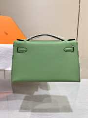 Hermes Kelly Pochette Bag In Green With Silver Buckle 22cm - 2