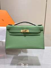 Hermes Kelly Pochette Bag In Green With Gold Buckle 22cm - 1