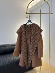 Louis Vuitton 1AAAW4 Double-Sided Jacket In Brown - 4