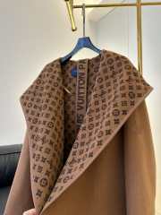 Louis Vuitton 1AAAW4 Double-Sided Jacket In Brown - 2