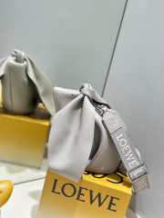 Loewe Bunny Bag In Nappa Calfskin in White 18.5x16x9cm - 5