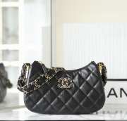 Chanel 23k Hobo Bag Calfskin Black 23x13x5cm - 1