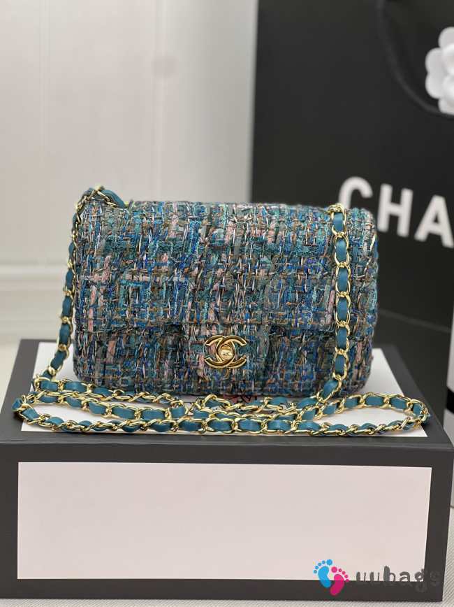 Chanel Flap bag raffia Tweed in blue with gold hardware 20cm - 1