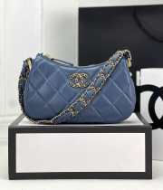 Chanel 23k Hobo Bag Calfskin Blue 23x13x5cm - 1