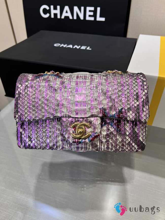 Chanel classic flap bag python skin with gold buckle 08 20cm - 1