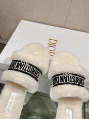 Dior Fur Mules Slipper In White - 6