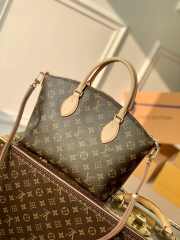 Louis Vuitton M45986 Boétie PM bag 25x23x14cm - 3