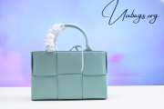 Bottega Veneta Light Blue Arco Micro Shoulder Bag 30x20x14cm - 5