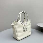 Miu Miu Hobo Tote Bag In White 22x11x14cm - 4