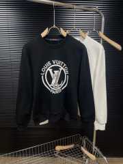 Louis Vuitton sweater long-sleeved 2 colors - 4