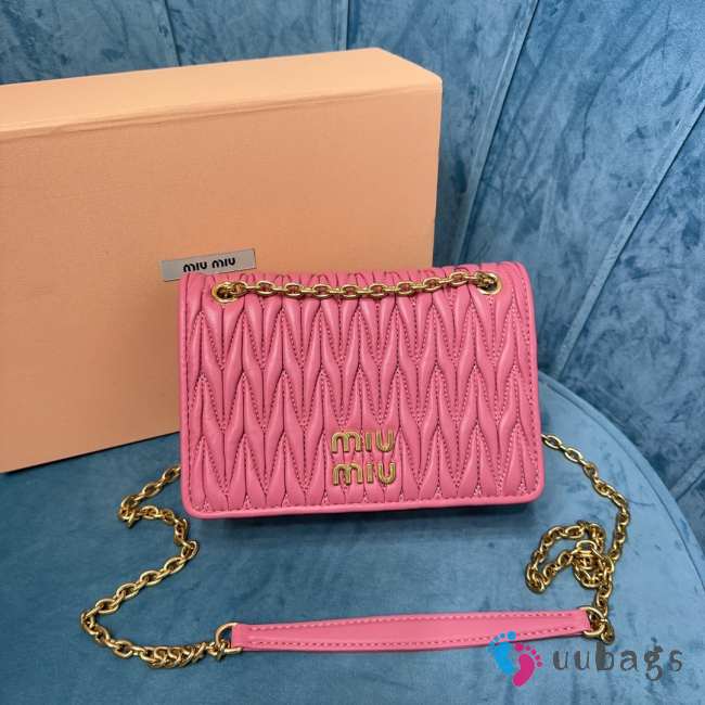 Miu Miu Leather Chain-Linked Shoulder Bag In Pink 19x13x5cm - 1