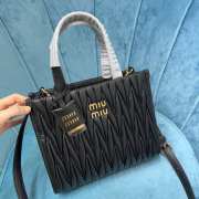 Miu Miu Matelassé Tote Bag In Black 20x24.5x8cm - 4