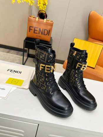 Fendi graphy biker boots 