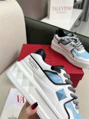 Valentino One Stud Sneaker 02 - 3