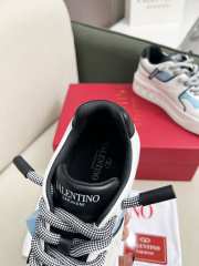 Valentino One Stud Sneaker 02 - 4