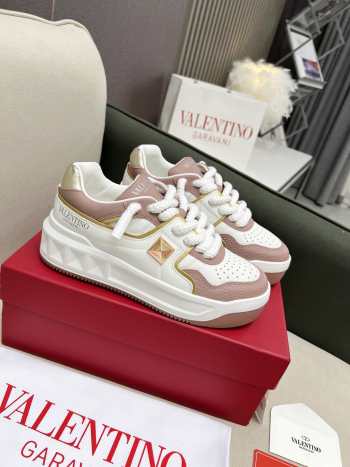 Valentino One Stud Sneaker 14