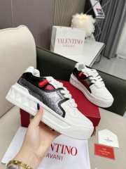 Valentino One Stud Sneaker 17 - 4