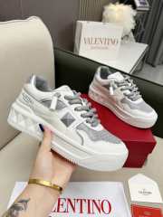 Valentino One Stud Sneaker 19 - 6