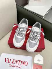 Valentino One Stud Sneaker 19 - 3