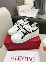 Valentino One Stud Sneaker 21 - 6