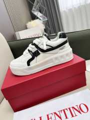 Valentino One Stud Sneaker 21 - 4