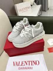 Valentino One Stud Sneaker 22 - 6