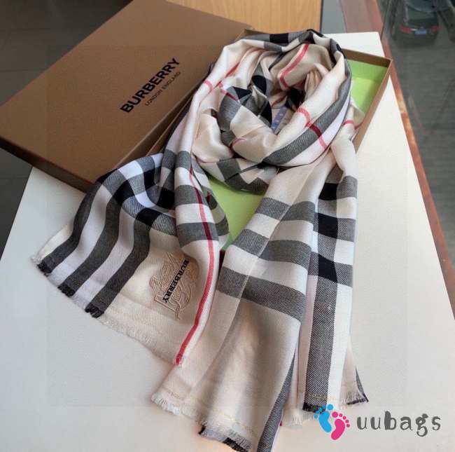 Burberry Cashmere Scarf In White 70x200cm - 1