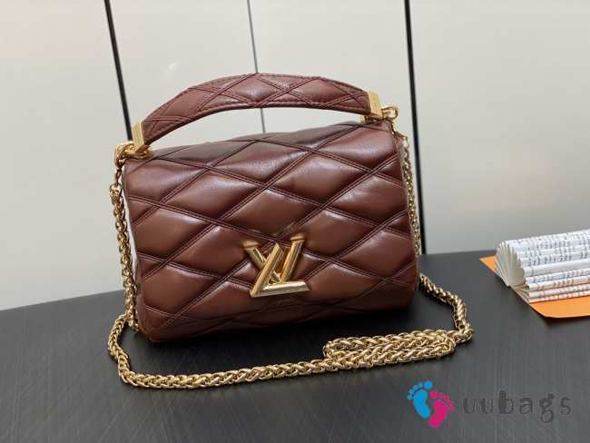 Louis Vuitton M22891 GO-14 MM Bag In Brown 23x16x10cm - 1