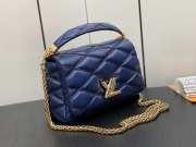 Louis Vuitton M22891 GO-14 MM Bag In Blue 23x16x10cm - 5