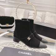 Chanel pointed toe calfskin boots in black 4cm - 4