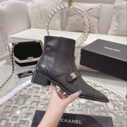 Chanel pointed toe with soft calfskin boots in black 4cm - 5