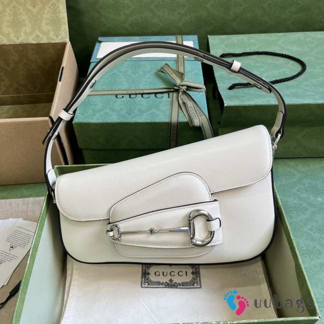 Gucci Horsebit 1955 Shoulder Bag In White - 1