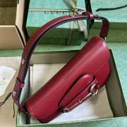 Gucci Horsebit 1955 Shoulder Bag In Red - 3