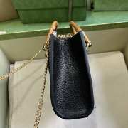 Gucci Diana super mini bag in black - 4