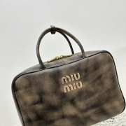 Miu Miu Nappa leather top-handle bag in sand/coffee 35x12x22cm - 2