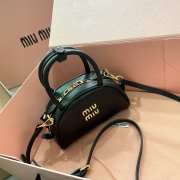 Miu Miu Leather top-handle bag in black 18x11.5x8cm - 4