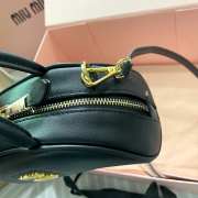 Miu Miu Leather top-handle bag in black 18x11.5x8cm - 3