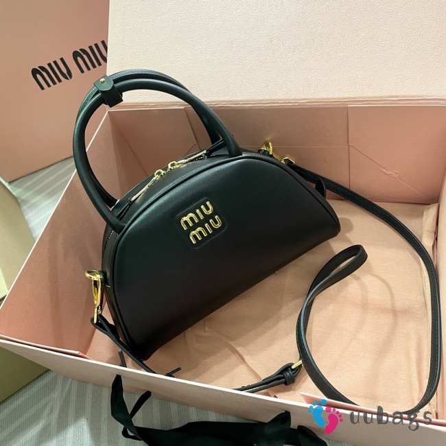 Miu Miu leather top-handle bag in black 24x15.5x11cm - 1