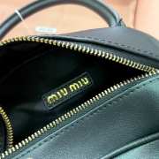 Miu Miu leather top-handle bag in black 24x15.5x11cm - 6