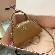 Miu Miu leather top-handle bag in brown24x15.5x11cm - 2