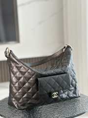 Chanel 23B hobo bag in black with silver buckle 37x29.5x13cm - 6