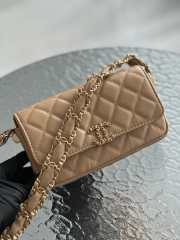 Chanel 23K Mini Woc Flap Bag 17.5x10x4.5cm - 4