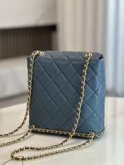 Chanel mini backpack in blue with gold buckle 22x21x9cm - 4