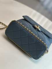 Chanel mini backpack in blue with gold buckle 22x21x9cm - 5