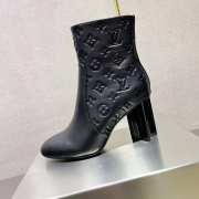 Louis Vuitton black boots with monogram embossed leather 7.5cm - 1