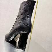 Louis Vuitton black boots with monogram embossed leather 7.5cm - 5