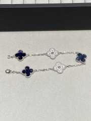 Van Cleef & Arpels Peter Stone Five-Flower Bracelet - 6