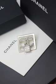 Chanel Brooch 005 - 1